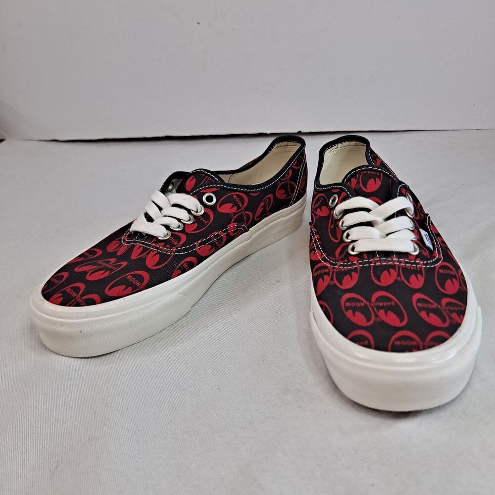 Vans Authentic 44 Black/Red Unisex Sneakers Moon Equipped Mens Sz 7.5 (Womens 9)